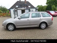 Gebraucht Skoda Octavia Ambition 105 PS (77 kW) 2012 Beige Kombi