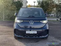Gebraucht VW ID. Buzz Pro 150 kW (204 PS) 2025 Starlight blue metallic Van / Kleinbus
