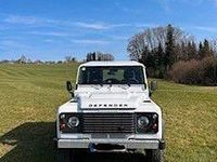Gebraucht Land Rover Defender 122 PS (89 kW) 2014 Weiß Kombi