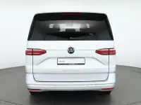 Gebraucht VW Multivan 204 PS (150 kW) 2024 Reflexsilber metallic Van / Kleinbus