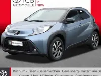 Neu Toyota Aygo X 72 PS (52 kW) 2026 Grau SUV