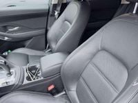 Second-hand Jaguar E-Pace R-Dynamic 204 CP (150 kW) 2022 SUV