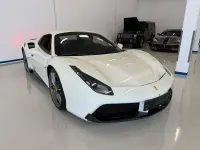 Gebraucht Ferrari 488 669 PS (492 kW) 2018 Weiß Cabrio