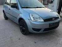 Usata Ford Fiesta 60 CV (44 kW) 2005 Blu Utilitaria