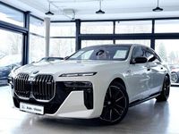 Gebraucht BMW M760e Performance 571 PS (419 kW) 2023 Weiß Limousine