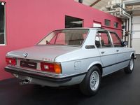 Gebraucht BMW 528 184 PS (135 kW) 1980 Silber Limousine