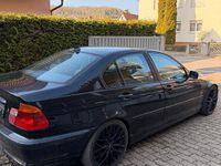 Używany BMW 320 136 KM (100 kW) 2000 Czarny Sedan/Limuzyna