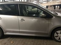 Second-hand VW e-up! Active 61 kW (83 CP) 2021 Argintiu Hatchback