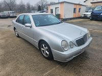 Gebraucht Mercedes E200 Avantgarde 136 PS (100 kW) 1999 Limousine
