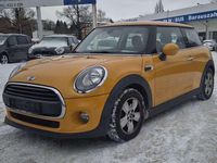 Gebraucht Mini ONE 102 PS (75 kW) 2016 Volcanic orange Kleinwagen