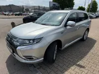Gebraucht Mitsubishi Outlander P-HEV Plus 135 PS (99 kW) 2020 Silber SUV