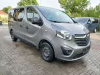 Używany Opel Vivaro 125 KM (91 kW) 2018 Szary Minivan