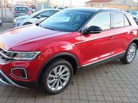 Gebraucht VW T-Roc Style 150 PS (110 kW) 2023 Rot SUV
