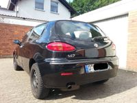 Gebraucht Alfa Romeo 147 105 PS (77 kW) 2002 Schwarz Kleinwagen