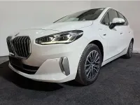Gebraucht BMW 225 136 PS (100 kW) 2023 Weiß Van / Kleinbus
