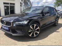 Gebraucht Volvo V60 CC Ultimate 197 PS (144 kW) 2024 Schwarz Kombi