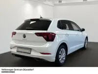 Gebraucht VW Polo Life 95 PS (69 kW) 2023 Weiß Kleinwagen