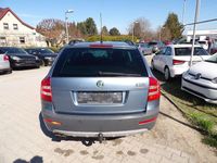 Gebraucht Skoda Octavia Scout Scout 4x4 150 PS (110 kW) 2008 Satin grau mettalic Kombi