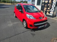 Gebraucht Peugeot 207 68 PS (50 kW) 2009 Rot Kleinwagen