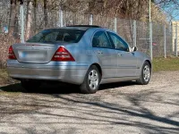 Gebraucht Mercedes C200 163 PS (119 kW) 2003 Silber Limousine