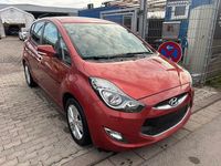 Gebraucht Hyundai ix20 Trend 90 PS (66 kW) 2012 Braun Kleinwagen