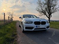 Gebraucht BMW 116 109 PS (80 kW) 2016 Weiß Kleinwagen