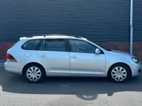 Gebraucht VW Golf VI 105 PS (77 kW) 2011 Silber Kleinwagen