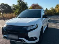 Gebraucht Mitsubishi Outlander P-HEV Basis 224 PS (164 kW) 2020 Weiß SUV