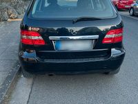 Gebraucht Mercedes B160 95 PS (69 kW) 2011 Schwarz Van / Kleinbus