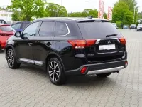 Gebraucht Mitsubishi Outlander 150 PS (110 kW) 2017 Panther schwarz SUV