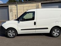 Gebraucht Opel Combo 95 PS (69 kW) 2017 Weiß Van / Kleinbus