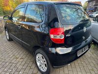 Brugt VW Fox 75 HK (55 kW) 2007 Sort Hatchback