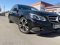 Gebraucht Mercedes E200 Avantgarde 136 PS (100 kW) 2015 Schwarz Kombi