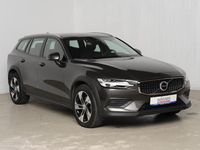 Gebraucht Volvo V60 CC Plus 197 PS (144 kW) 2023 Grau Kombi