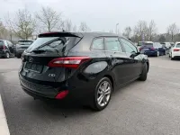 Gebraucht Hyundai i30 Premium 136 PS (100 kW) 2016 Schwarz Kombi