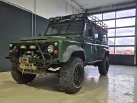 Gebraucht Land Rover Defender 200 PS (147 kW) 1982 Grün SUV