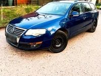 Usata VW Passat 122 CV (89 kW) 2008 Blu Station wagon