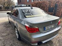 Second-hand BMW 530 Performance 231 CP (169 kW) 2003 Argintiu Berlinǎ