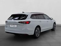 Neu Skoda Superb Selection 150 PS (110 kW) 2026 Weiß Kombi