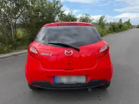 Gebraucht Mazda 2 68 PS (50 kW) 2009 Rot Kleinwagen