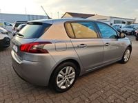 Gebraucht Peugeot 308 Active 110 PS (80 kW) 2021 Grau Limousine