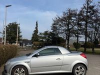Gebraucht Opel Tigra 90 PS (66 kW) 2006 Silber Cabrio