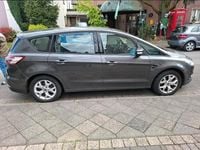 Używany Ford S-MAX Titanium 165 KM (121 kW) 2016 Andere farben Minivan