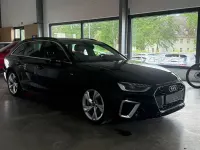 Gebraucht Audi A4 S-Line 204 PS (150 kW) 2023 Mythosschwarz Kombi