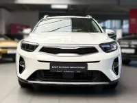 Gebraucht Kia Stonic Vision 101 PS (74 kW) 2023 (ud) schneeweiss SUV