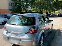 Gebraucht Opel Astra 101 PS (74 kW) 2007 Grau Limousine