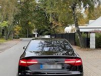 Gebraucht Audi A8 Design 262 PS (192 kW) 2015 Schwarz Limousine
