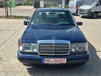 Gebraucht Mercedes E280 1993 Blau Limousine