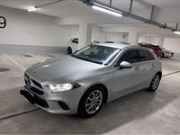 Gebraucht Mercedes A200 Progressive 163 PS (119 kW) 2018 Silber Limousine