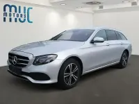 Używany Mercedes E220 194 KM (142 kW) 2019 Srebrny Kombi